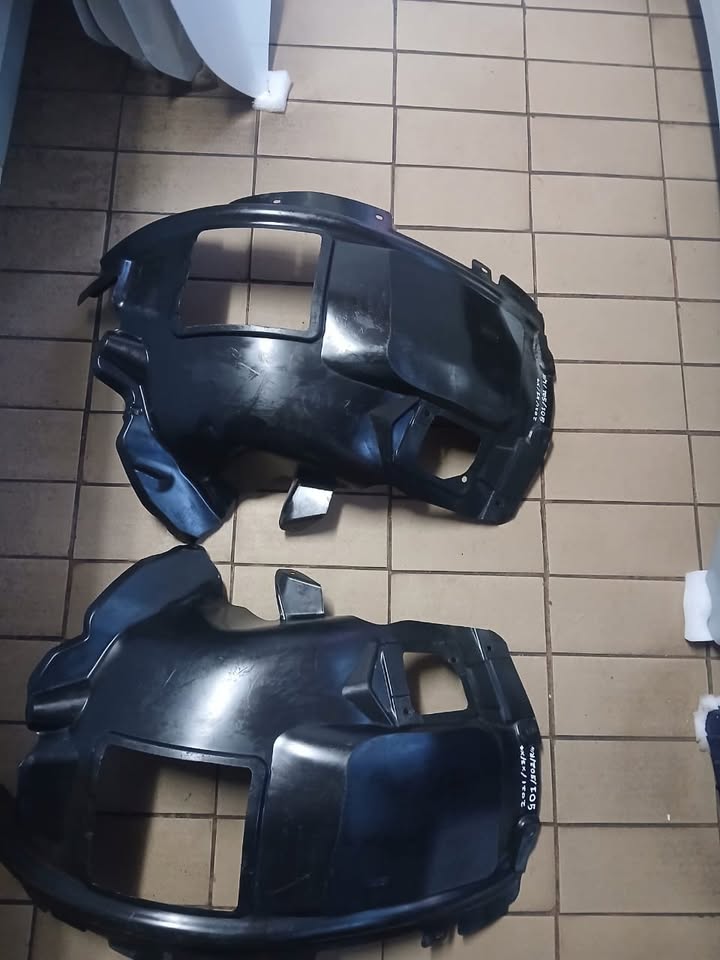 2021 BMW X3/X4 G01/G02 FENDER LINER LEFT AND RIGHT FOR SALE - Private Seller 2021 BMW X3/X4 G01/G02 FENDER LINER LEFT AND RIGHT FOR SALE - Private Seller