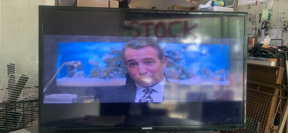 Samsung 40 inch tv with remote R1800 280 Steve Biko road  Gezina  Pretoria