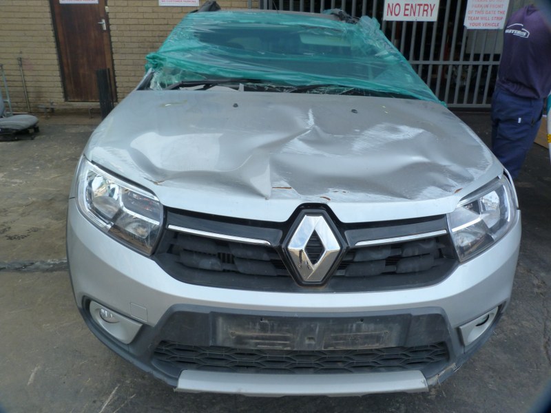 Renault Sandero 900T Stepway Plus Manual Silver - 2021 STRIPPING FOR SPARES - Private Seller Renault Sandero 900T Stepway Plus Manual Silver - 2021 STRIPPING FOR SPARES - Private Seller