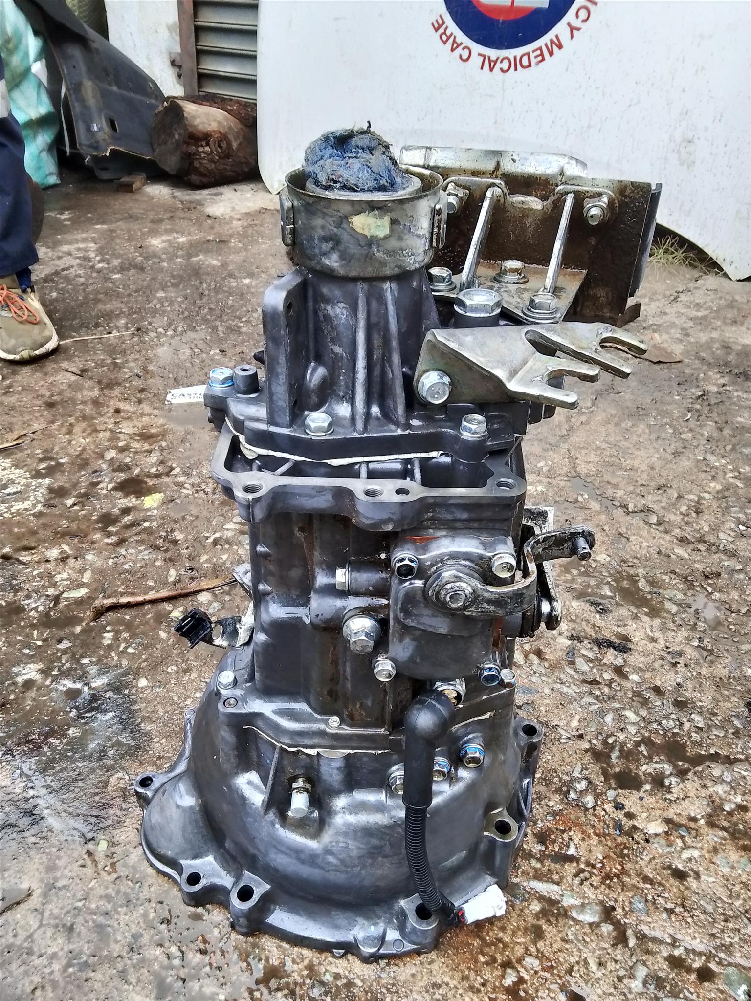 Toyota Avanza gearbox 1.5. - Private Seller Toyota Avanza gearbox 1.5. - Private Seller