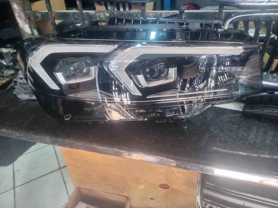 Bmw G20 front face-lift leftside headlight - Private Seller Bmw G20 front face-lift leftside headlight - Private Seller