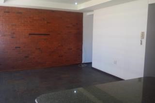 Spacious 2 Bedroom Flat for Sale in Marshalltown, Johannesburg