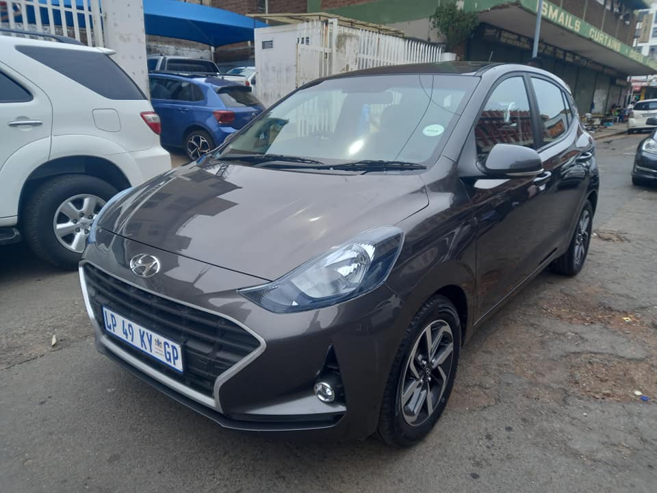 2022 HYUNDAI i10 GRAND 1.2 PETROL, MANUAL TRANSMISSION, GREY COLOR, MILEAGE 39000KM