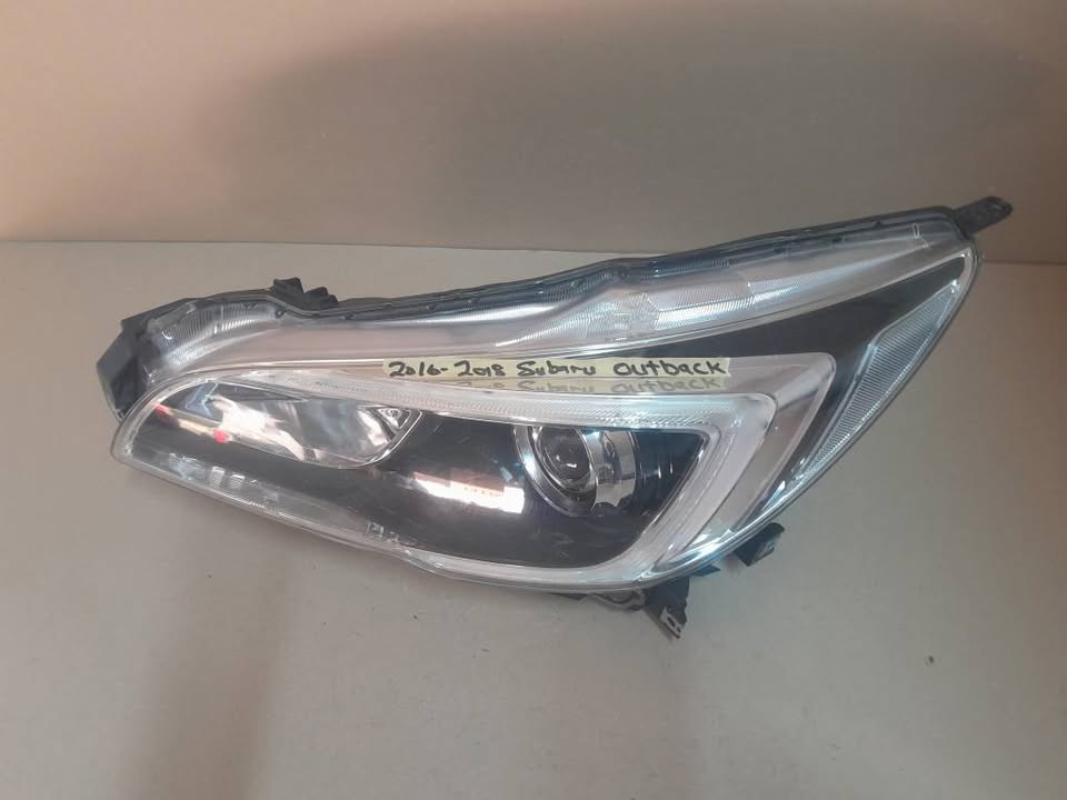 2016-2018 SUBARU OUTBACK LEFT SIDE HEADLIGHT FOR SALE
