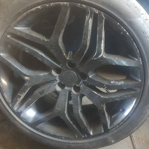 2015 Range Rover Sport 4.4l SDV8 R22 Rim set for sale 2015 Range Rover Sport 4.4l SDV8 R22 Rim set for sale