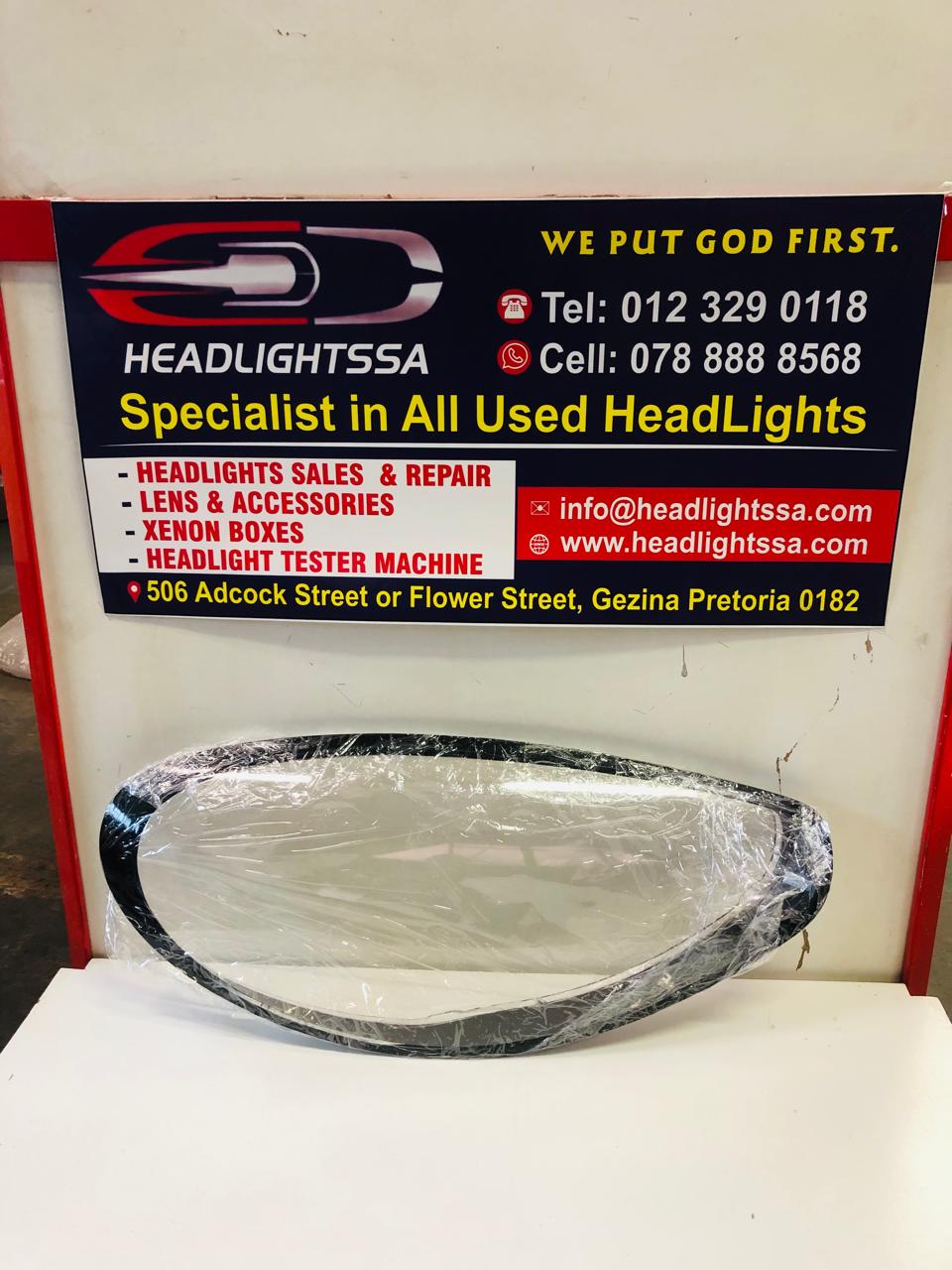 Porsche Panamera right side headlight replacement lens - Private Seller Porsche Panamera right side headlight replacement lens - Private Seller
