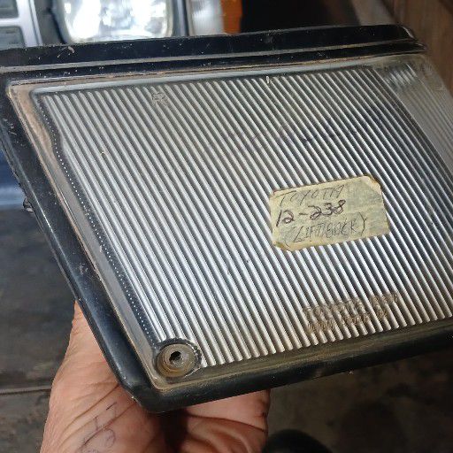 Corolla, front lights - Private Seller Corolla, front lights - Private Seller