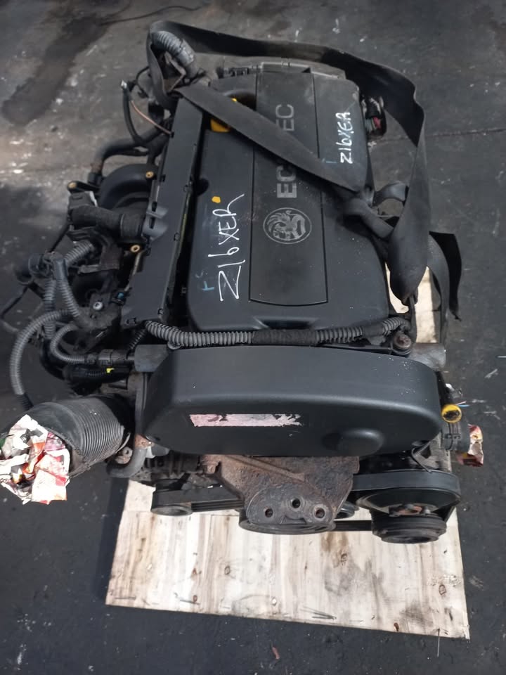 Opel Zafira 1.6 4 CYL 16v ECOTEC Petrol Engine (Z16XER) - Private Seller Opel Zafira 1.6 4 CYL 16v ECOTEC Petrol Engine (Z16XER) - Private Seller