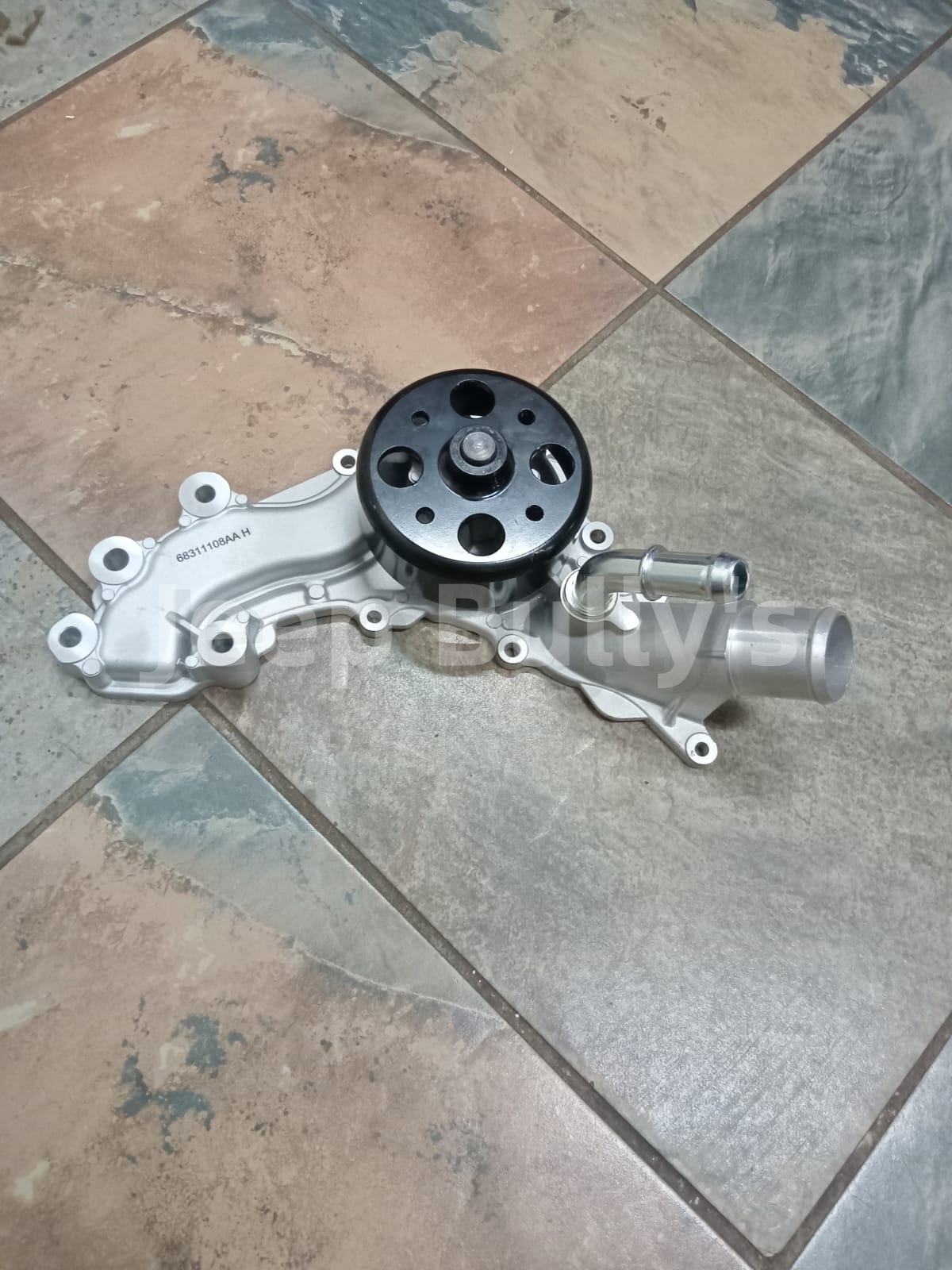 New | Jeep Grand Cherokee | 3.6 WK2 Water Pump -010 035 3425- - Private Seller New | Jeep Grand Cherokee | 3.6 WK2 Water Pump -010 035 3425- - Private Seller