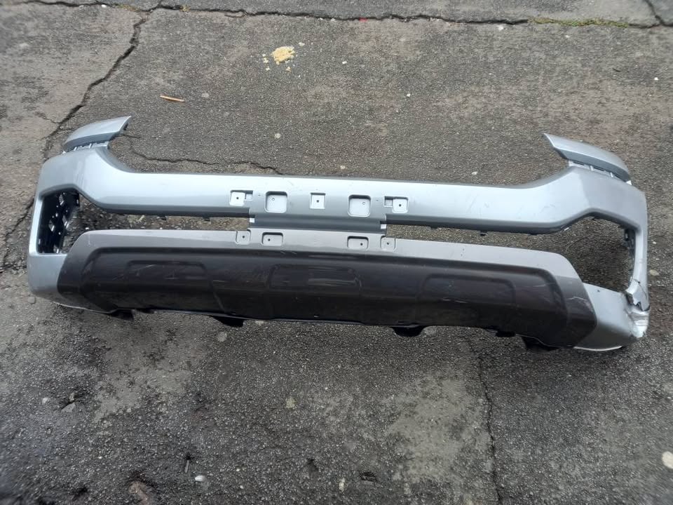 Toyota Rav4 Front Bumper - Private Seller Toyota Rav4 Front Bumper - Private Seller