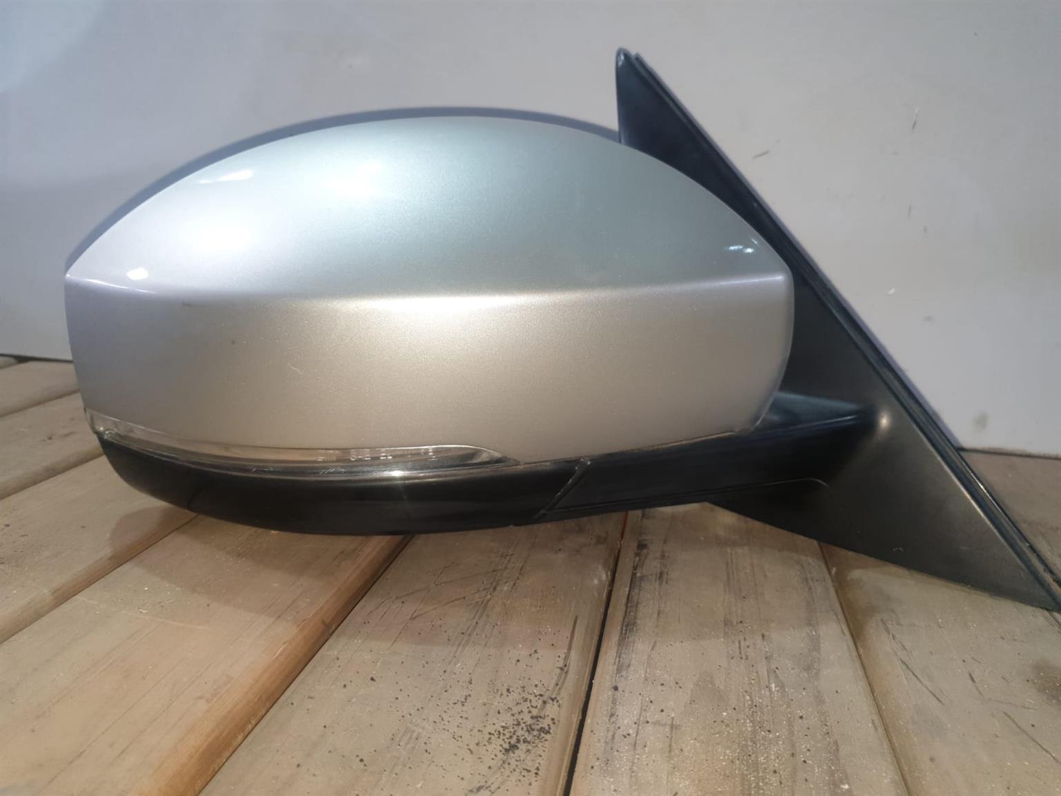 RANGE ROVER BIG BODY RIGHT DOOR MIRROR