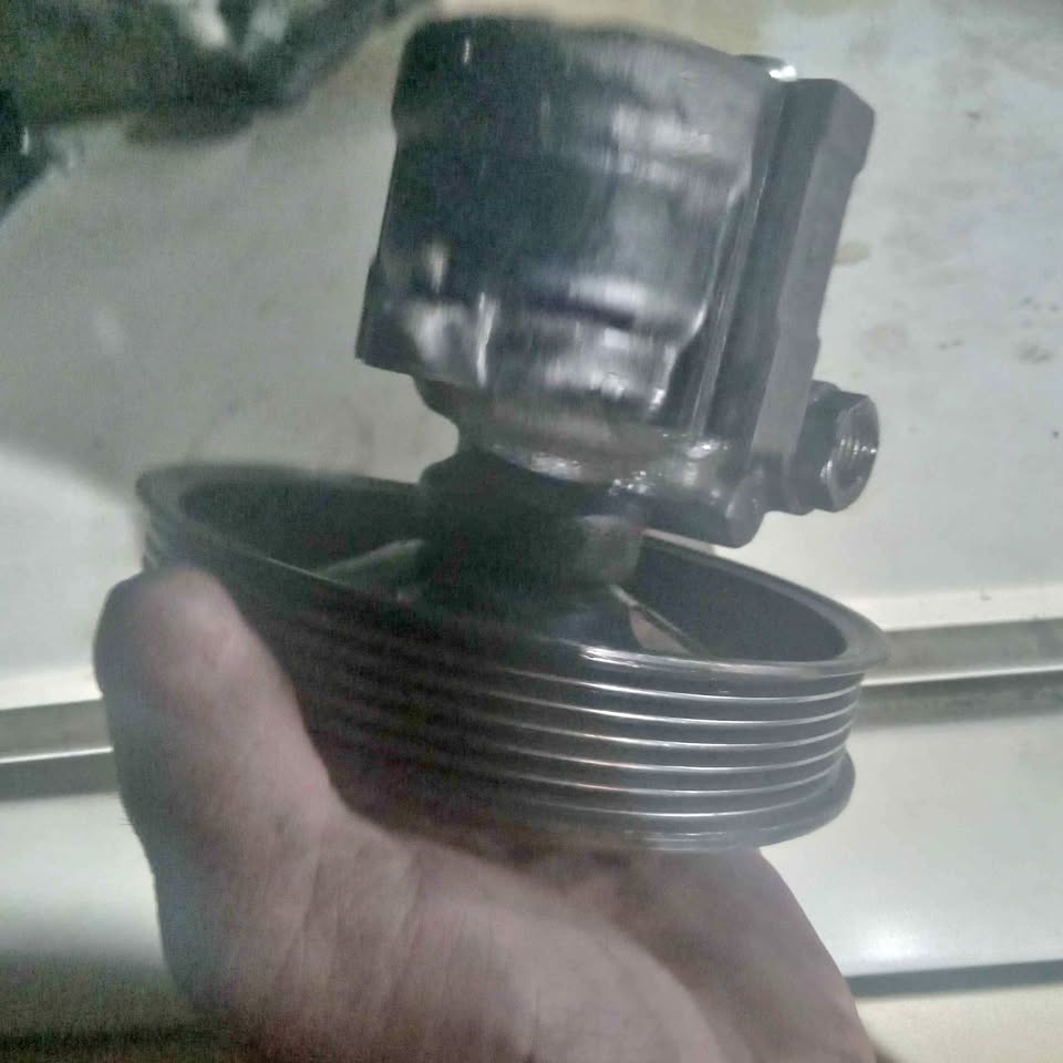 Opel corsa b series power steering pump - Private Seller Opel corsa b series power steering pump - Private Seller