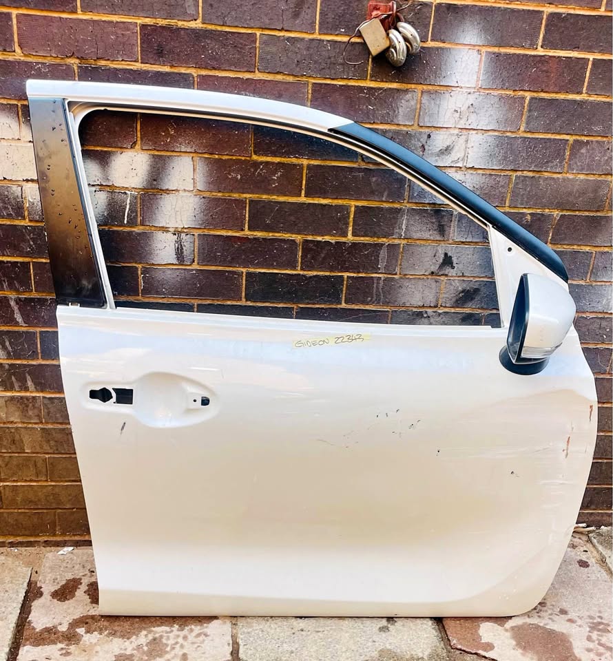 Toyota Starlet door - Private Seller Toyota Starlet door - Private Seller