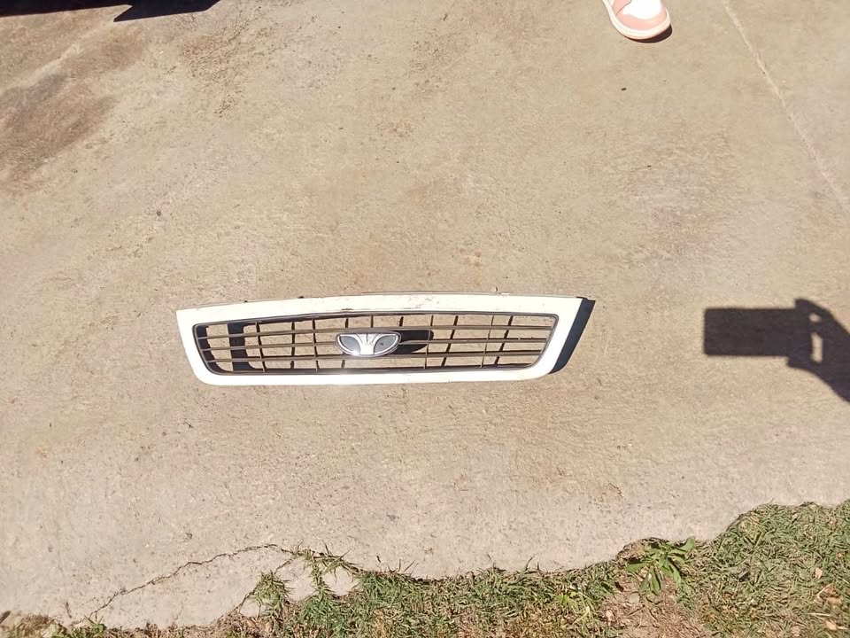 Daewoo grille - Private Seller Daewoo grille - Private Seller