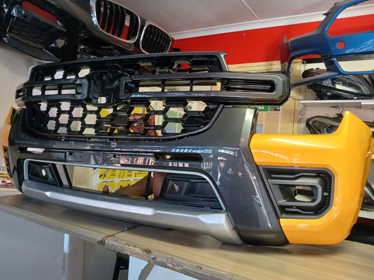 2023 FORD RANGER T9 NEXT GEN COMPLETE BUMPER FOR SALE - Private Seller 2023 FORD RANGER T9 NEXT GEN COMPLETE BUMPER FOR SALE - Private Seller