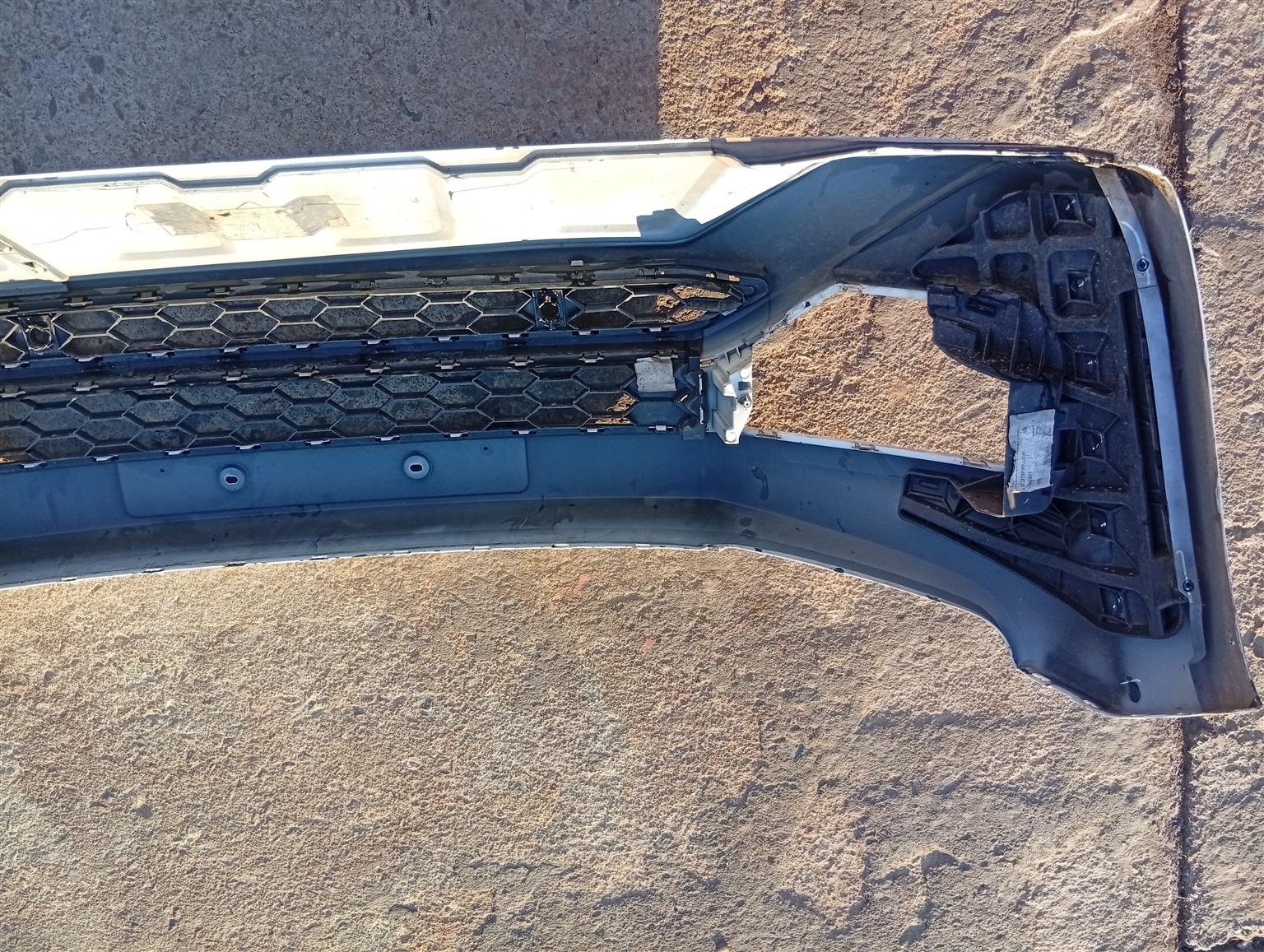 2017 VW amarok front bumper