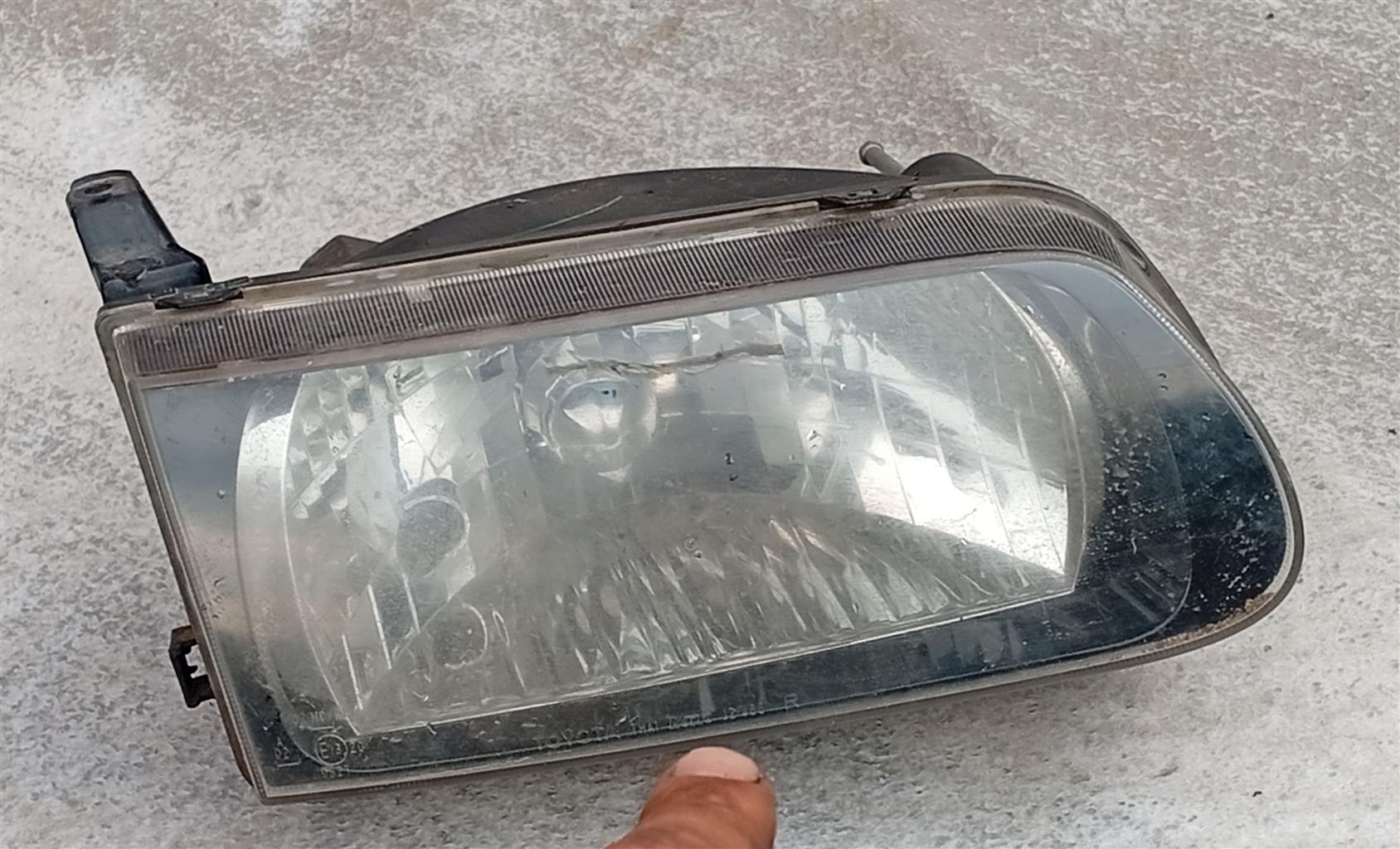 Toyota Conquest Tazz Head Lights. - Private Seller Toyota Conquest Tazz Head Lights. - Private Seller