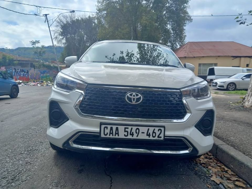 2014 Toyota Rumion Sx 1.5 Petrol, Manual, White