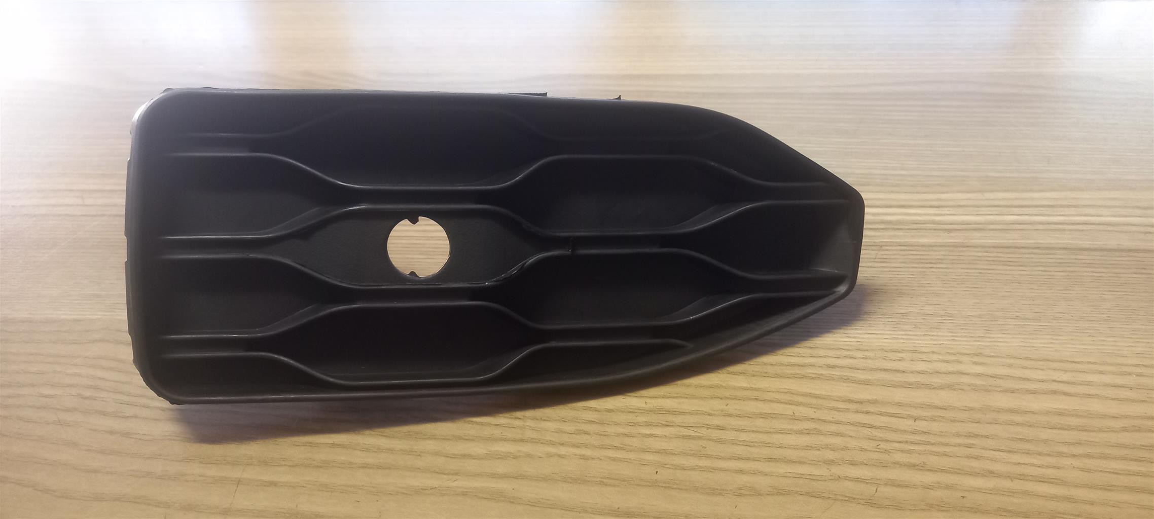 2022 T-ROC LEFT FOGLIGHT COVER FOR SALE - Private Seller 2022 T-ROC LEFT FOGLIGHT COVER FOR SALE - Private Seller