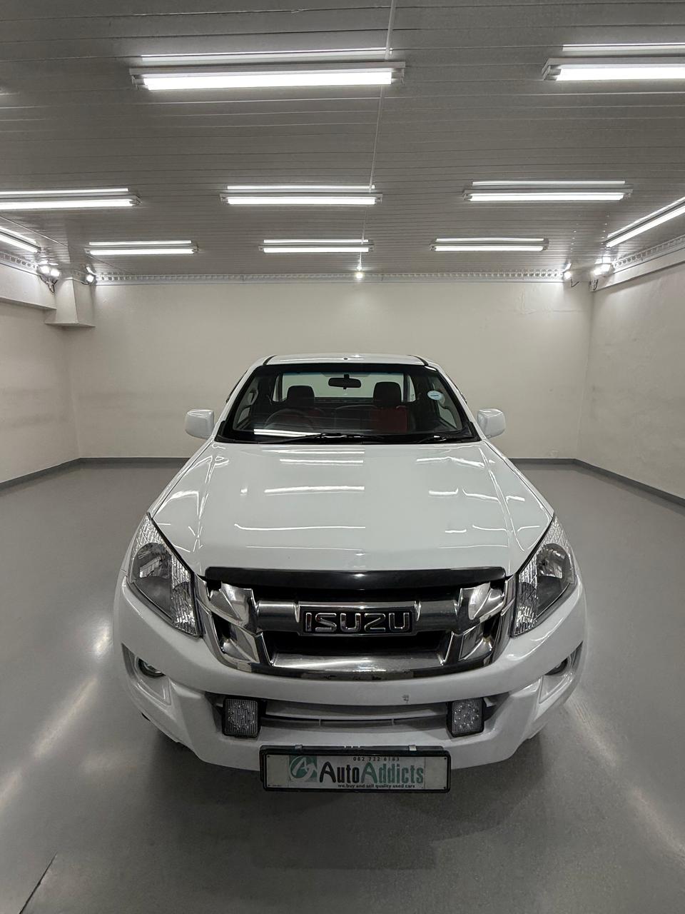 Used 2016 Isuzu KB 250D-Teq LE - Private Seller Used 2016 Isuzu KB 250D-Teq LE - Private Seller