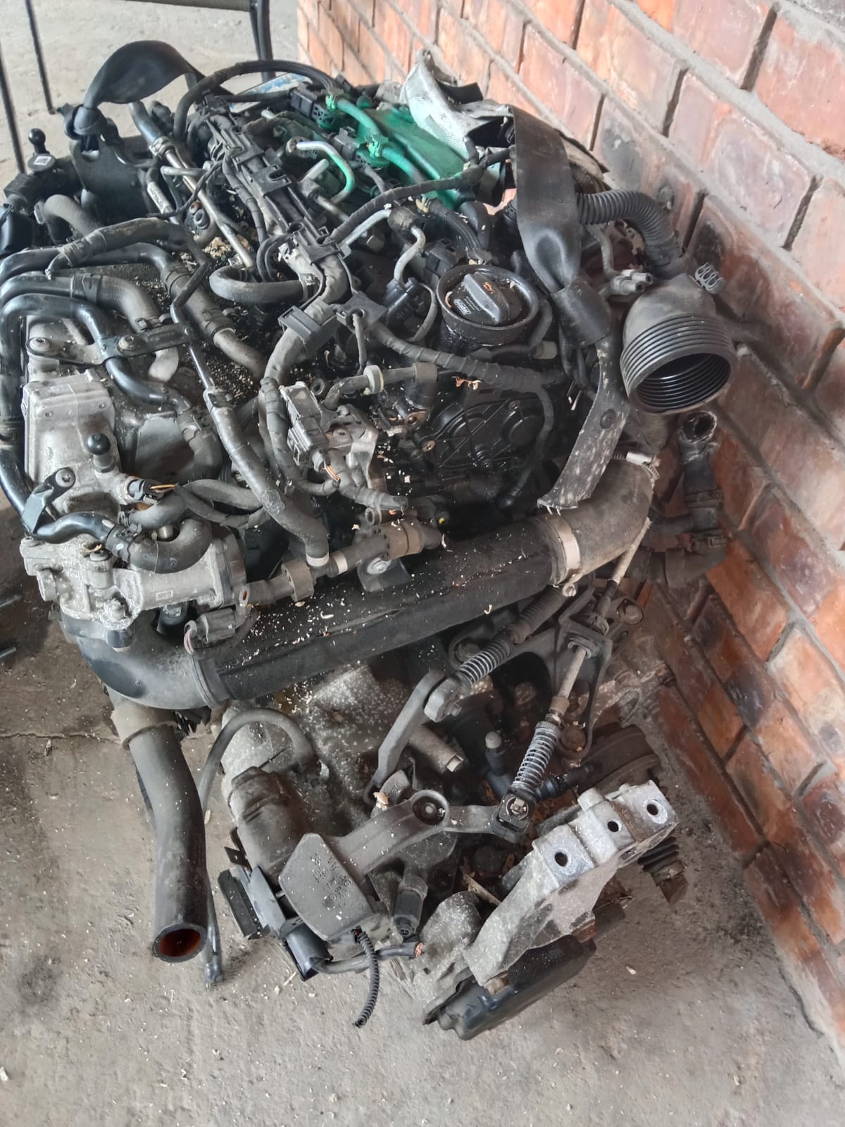 USED VW GOLF 7 1.6 TDI (CLH) ENGINE FOR SALE - Private Seller USED VW GOLF 7 1.6 TDI (CLH) ENGINE FOR SALE - Private Seller