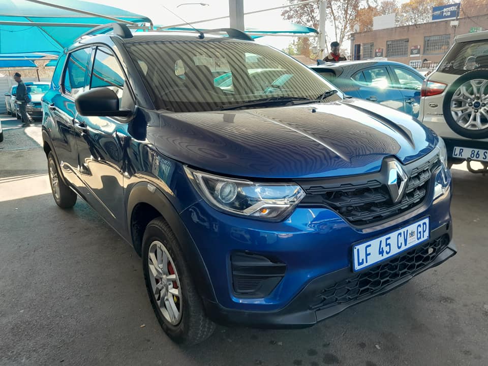 2022 RENAULT TRIBER 7SEATER 1.0 MANUAL