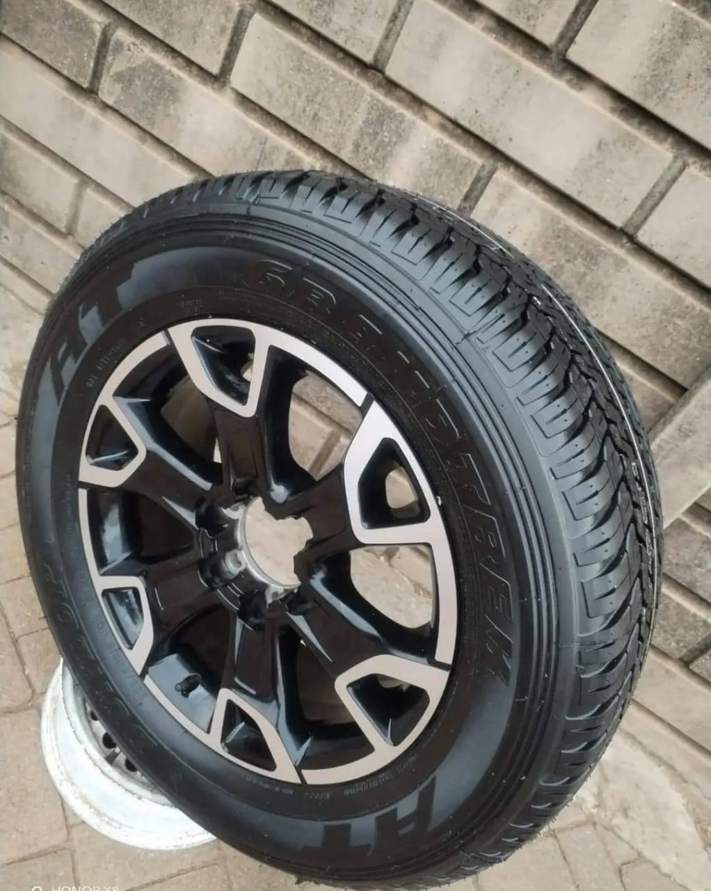 18inch Toyota Legend 50 OEM mag with brand new 265/60/18 Dunlop Grandtrek A/T t - Private Seller 18inch Toyota Legend 50 OEM mag with brand new 265/60/18 Dunlop Grandtrek A/T t - Private Seller