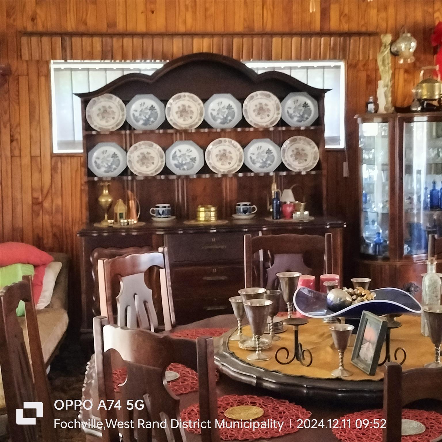 Vintage solid Imbuia ball and claw dining room set for sale R30000.00 or nearest
