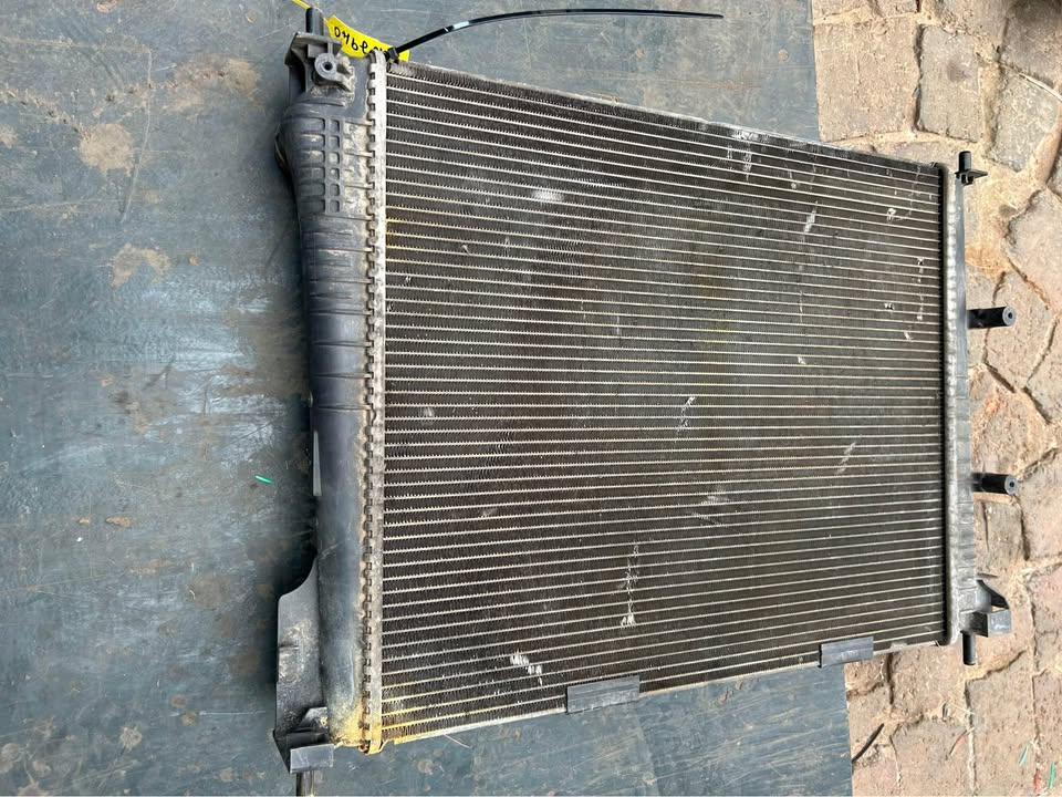 Renault Clio 3 K4MD Radiator  For Sale - Private Seller