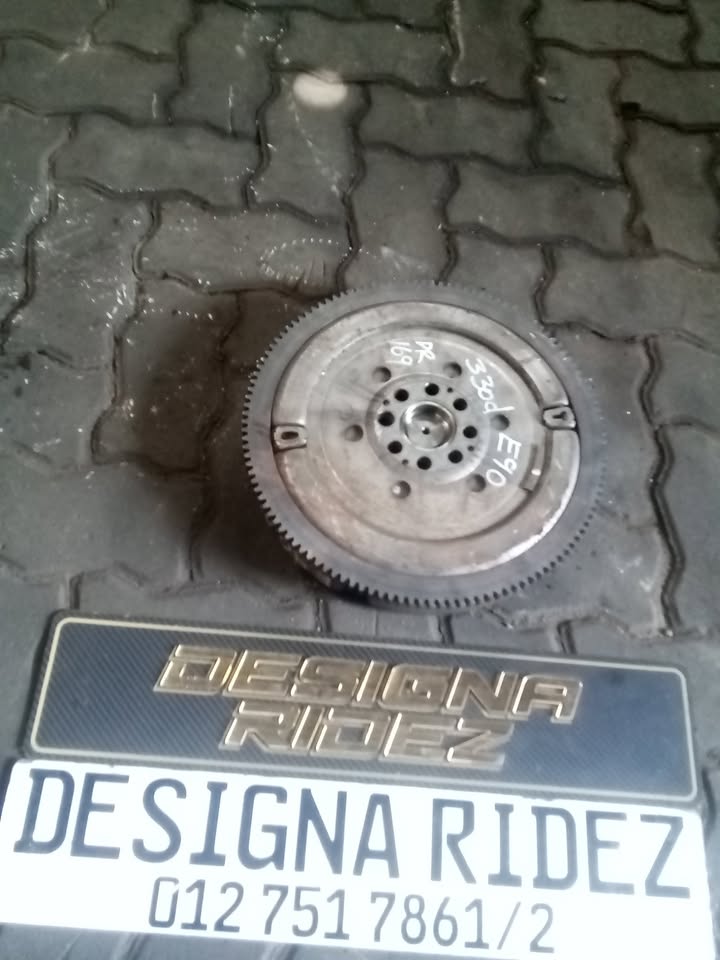 BMW E90 330D FLYWHEEL - Private Seller BMW E90 330D FLYWHEEL - Private Seller