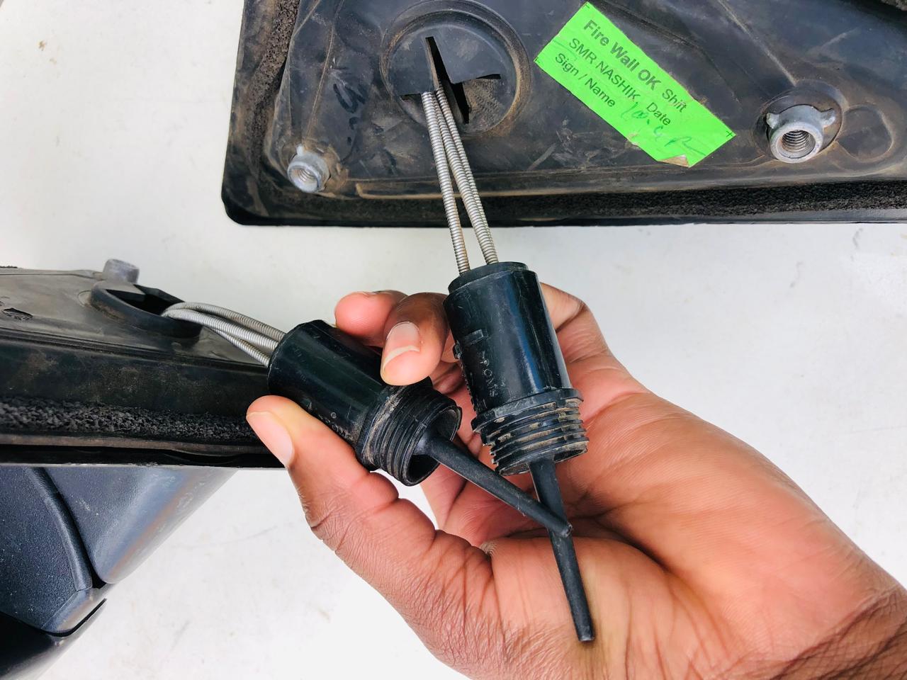 Mahindra Scorpio and Mhwak left and right side manual mirror (2012-2017) - Private Seller Mahindra Scorpio and Mhwak left and right side manual mirror (2012-2017) - Private Seller