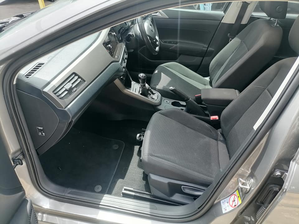 2019 Volkswagen polo 8 1.0 TSI Sunroof