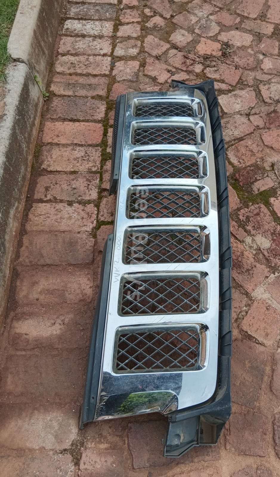 Stripped Jeep Grand Cherokee Grill - Private Seller Stripped Jeep Grand Cherokee Grill - Private Seller