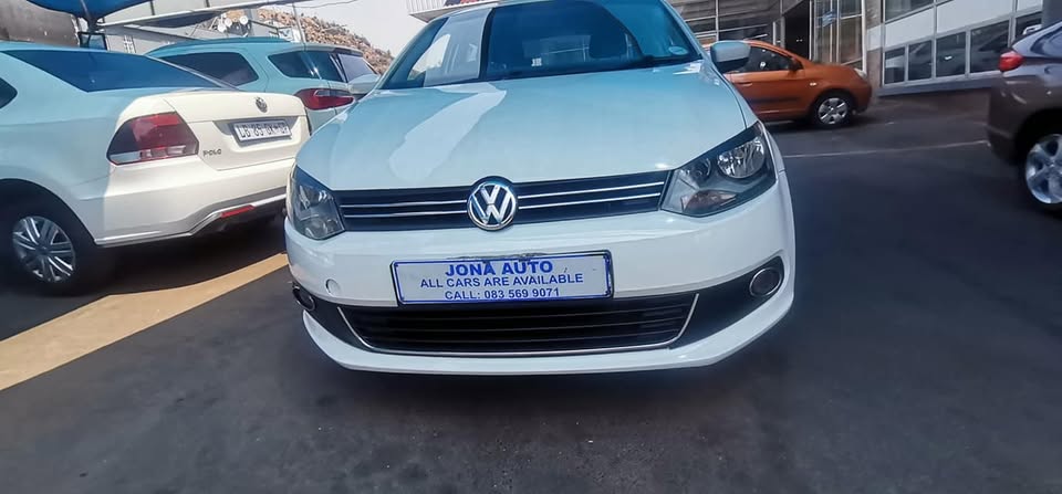 2015 VOLKSWAGEN POLO 6 SEDAN 1.6 MANUAL PETROL