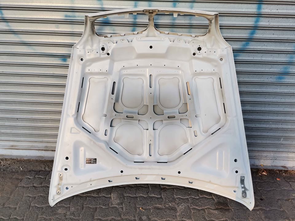 BMW X5 E70/X6 E71 bonnet 2008-2014 - Private Seller BMW X5 E70/X6 E71 bonnet 2008-2014 - Private Seller