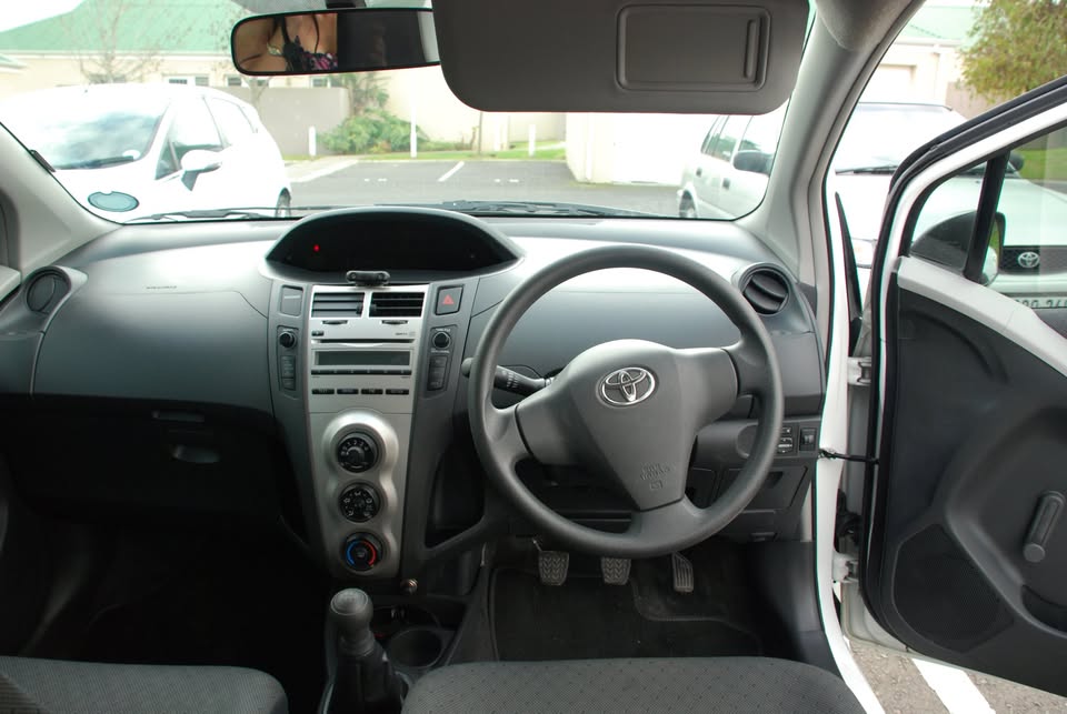 Used 2010 Toyota Yaris 1.3 5-door T3 - Private Seller