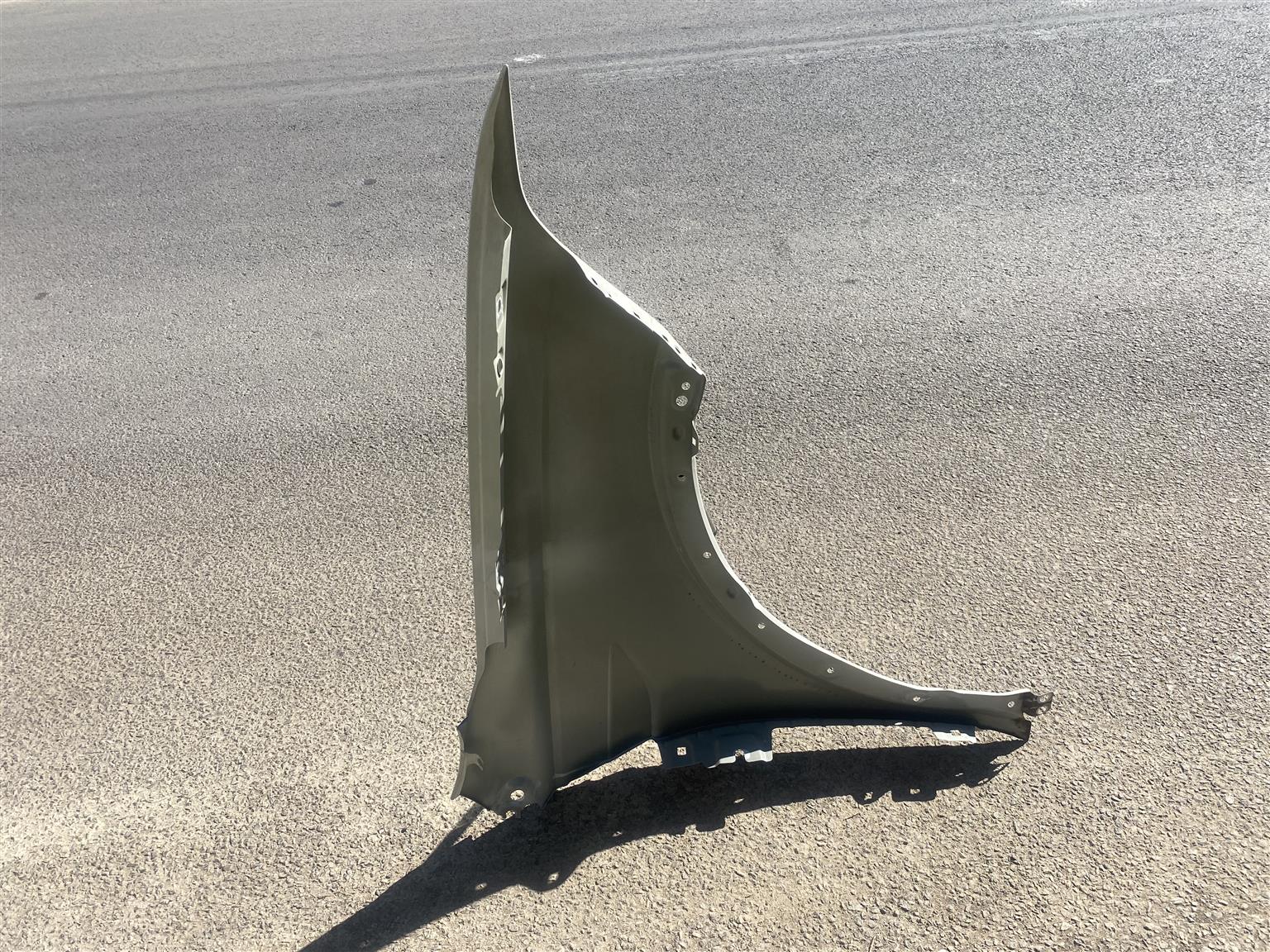 2024 VW T-ROC LEFT FRONT FENDER FOR SALE. IN PRISTINE CONDITION - Private Seller 2024 VW T-ROC LEFT FRONT FENDER FOR SALE. IN PRISTINE CONDITION - Private Seller
