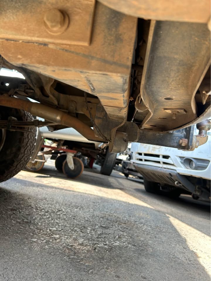 Nissan Navara Towbar in Stock @Circle 7 Used Parts Call or WhatsApp - Private Seller