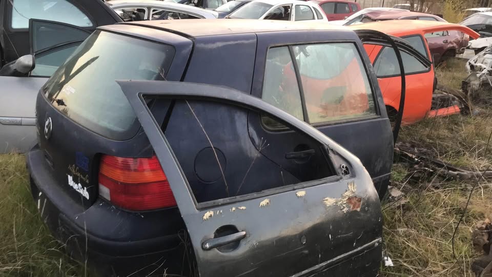 Golf 4 1.8 Spares For Stripping