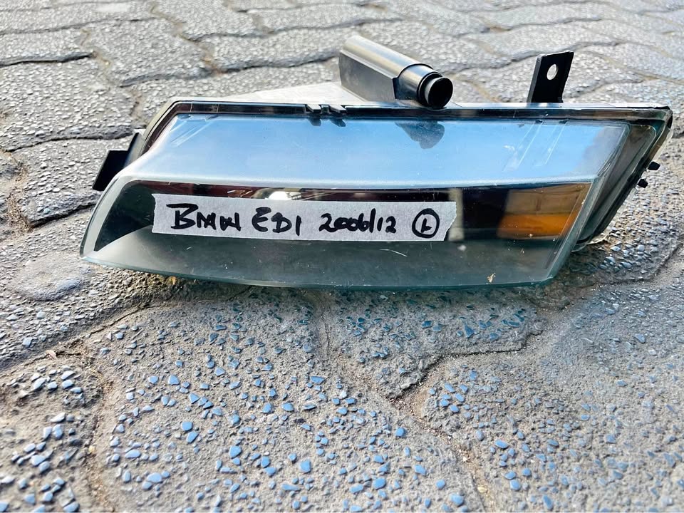 BMW E81 fog light 2006/12 - Private Seller BMW E81 fog light 2006/12 - Private Seller