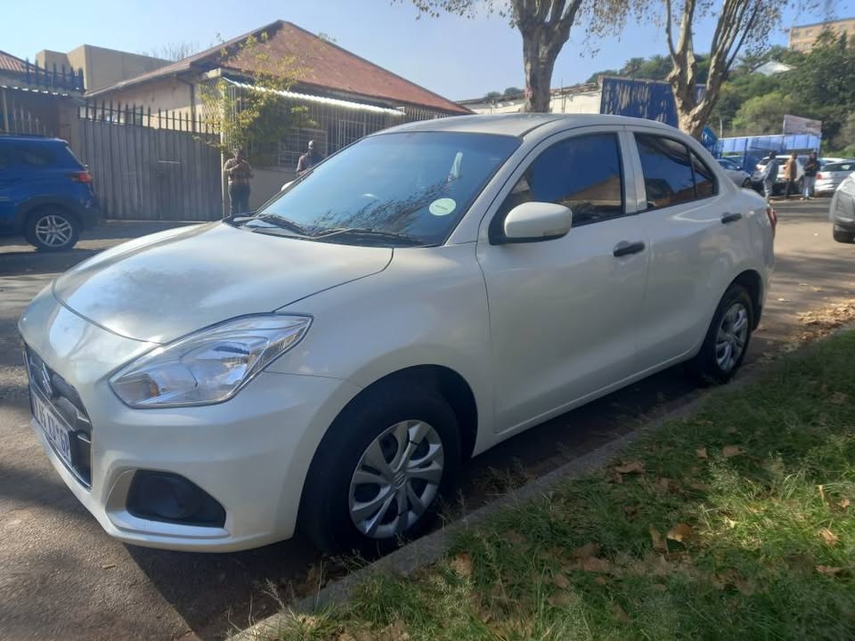 2022 Sezuki Dzire Sedan 1.2 Petrol, Manual, White