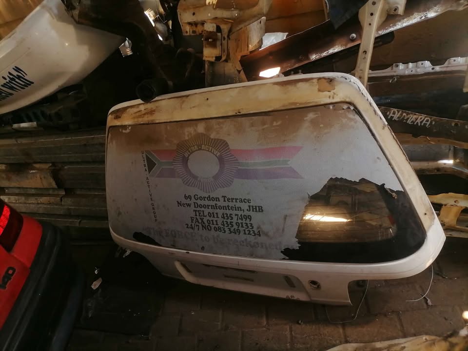 Toyota Tazz bootlid - Private Seller