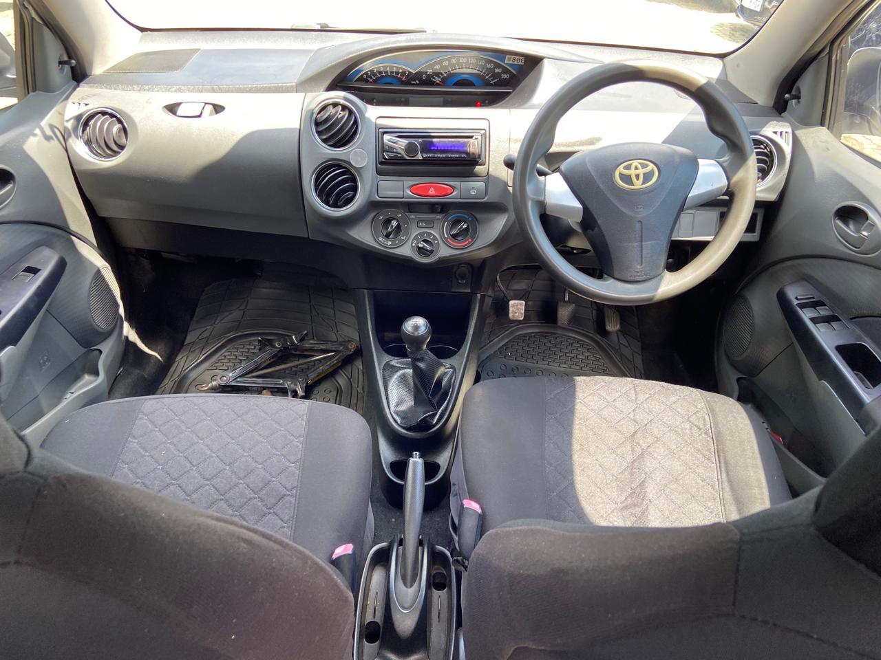 Used 2013 Toyota Etios sedan 1.5 Sprint - Private Seller