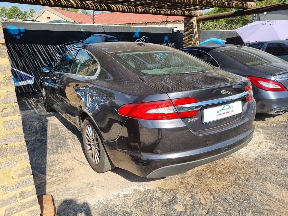 2012 Jaguar xf 2.2d stripping as spares face-lift