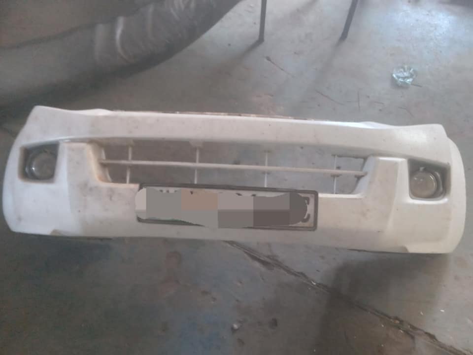 Isuzu D Max front bumper with foglights - Private Seller Isuzu D Max front bumper with foglights - Private Seller