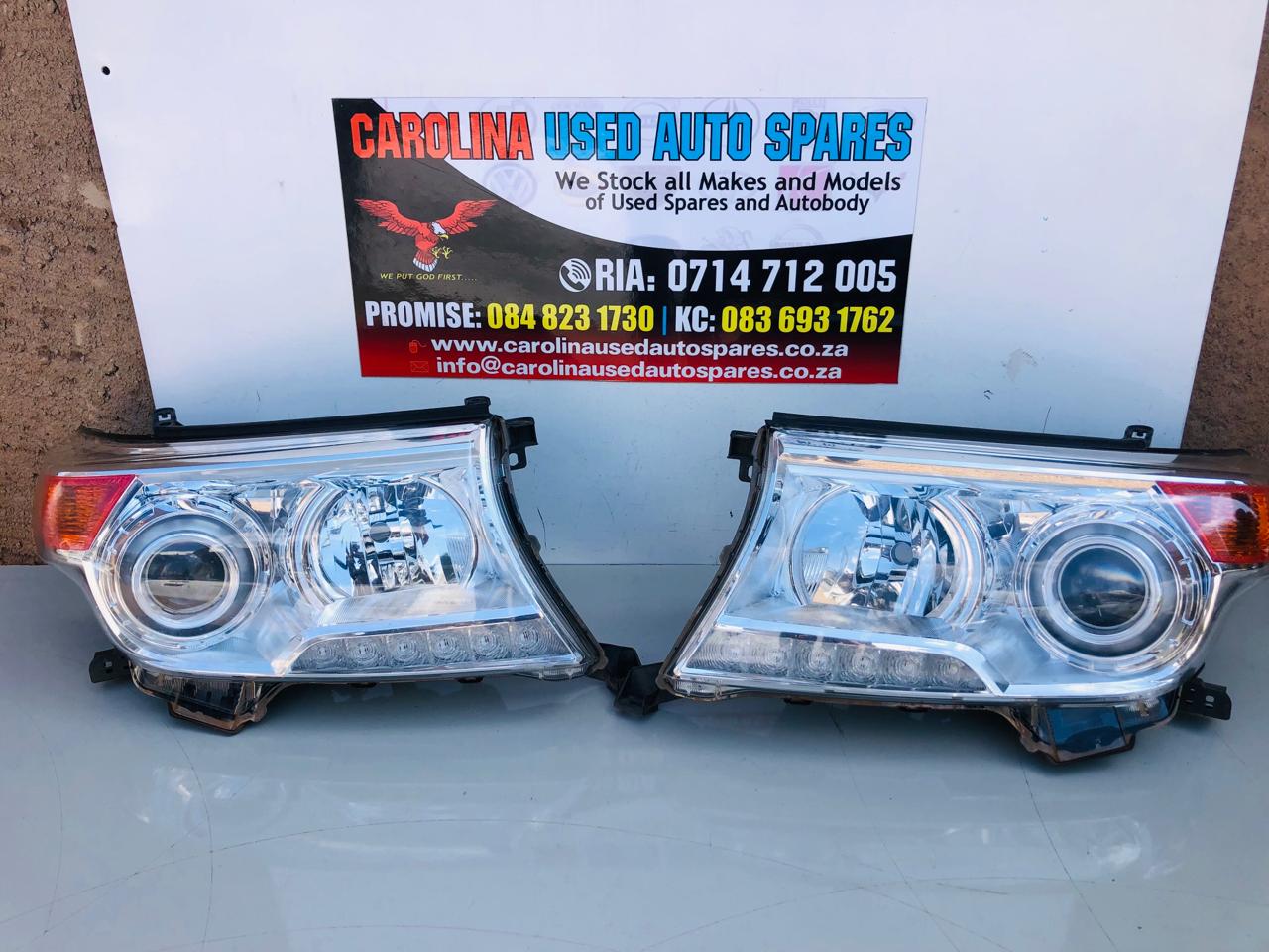 Toyota Land Cruiser FJ200 left and right side xenon headlights - Private Seller Toyota Land Cruiser FJ200 left and right side xenon headlights - Private Seller