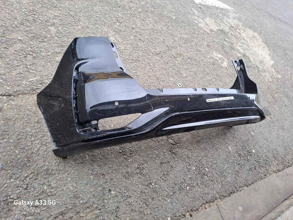 Toyota Fortuner Back bumper 2022/2024 - Private Seller Toyota Fortuner Back bumper 2022/2024 - Private Seller