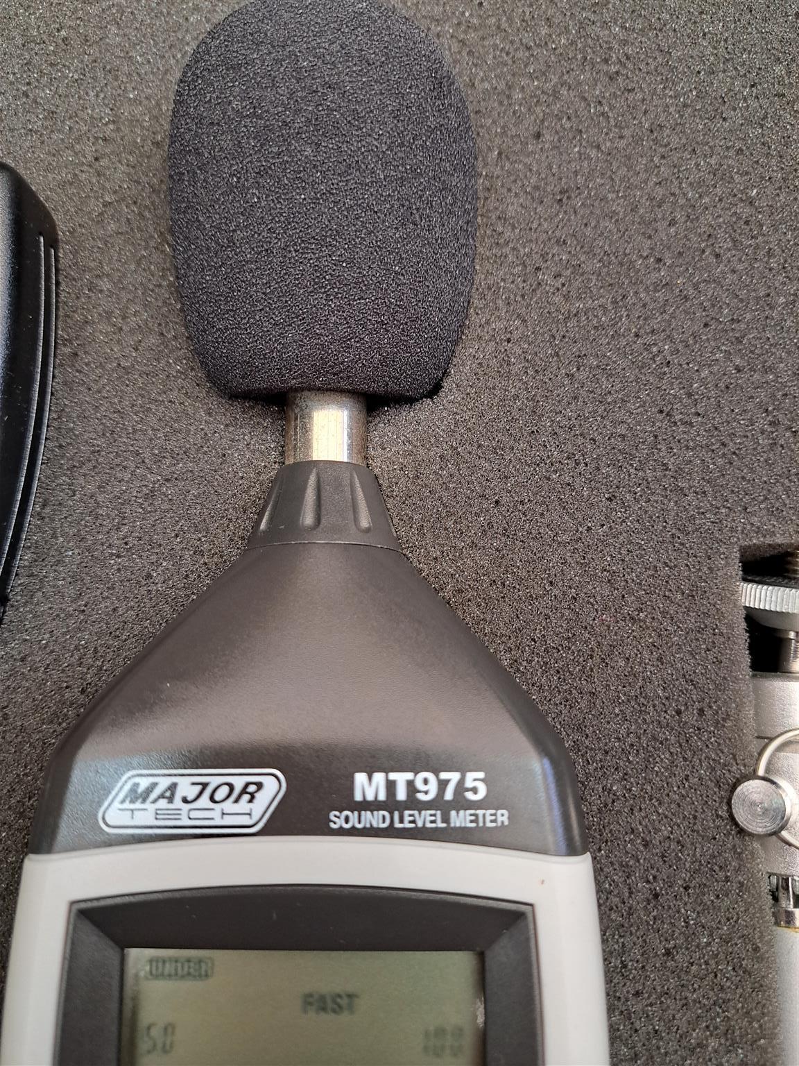 MAJOR-TECH – Sound Level Meter with Data Logger MT975