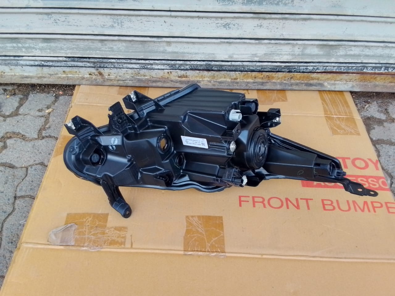 (2021-2023) SUZUKI BELANO LHS XENON HEADLIGHT - Private Seller (2021-2023) SUZUKI BELANO LHS XENON HEADLIGHT - Private Seller