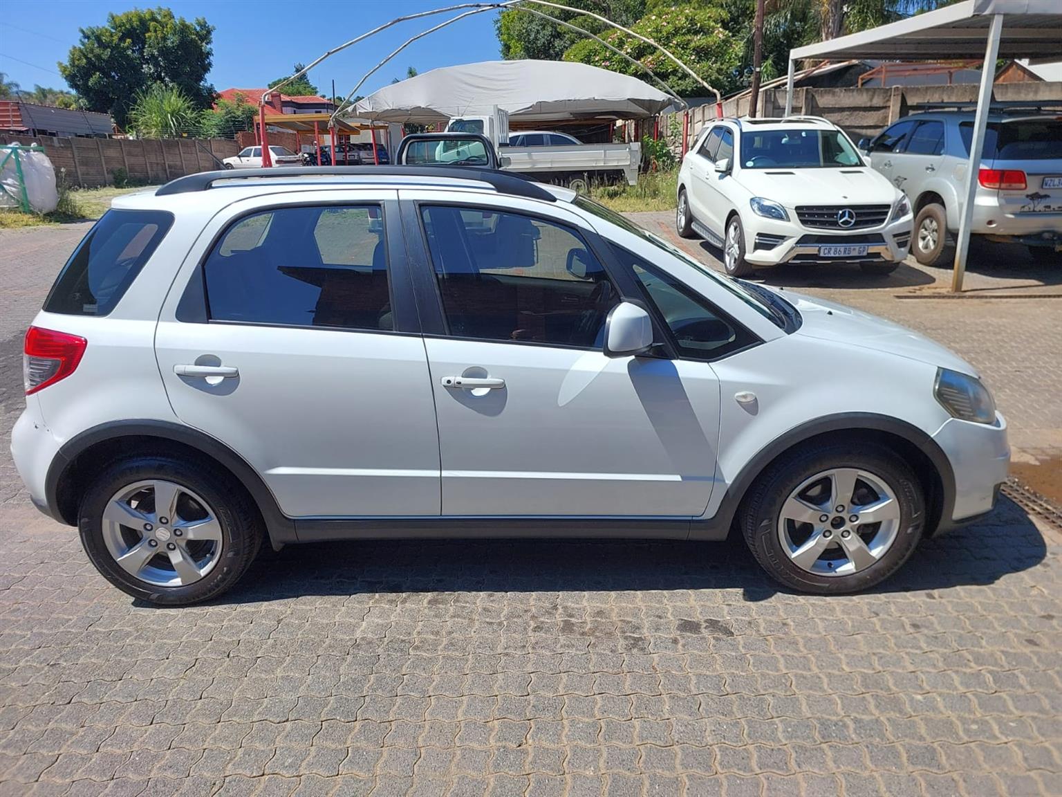 Used 2012 Suzuki SX4 1.6 GLX auto - Private Seller